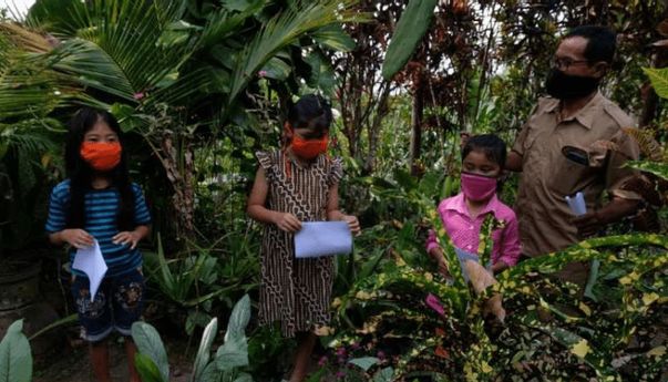 Berita Jateng: Bukan Titah Kepala Sekolah, Guru-guru di Borobudur Rela Datangi Murid karena Inisiatif Sendiri