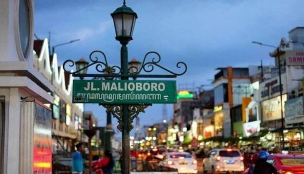 Suasana Malioboro Malam Hari, Banyak Spot Foto Menarik