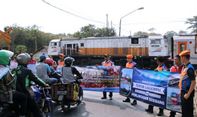Berita Jogja: Peringatan! Langgar Aturan Perlintasan Kereta Api Denda Rp750 Ribu