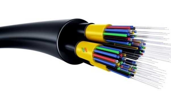 Keunggulan dan Kekurangan Kabel Fiber Optik