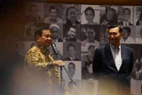 Menhan Prabowo Akui Luhut Binsar sebagai Salah Satu Jenderal Terbaik TNI AD