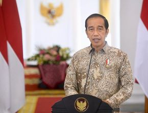Masyarakat Mulai Tak Percaya Jokowi, Rocky Gerung: Wong Kabinet Sibuk Pasang Baliho