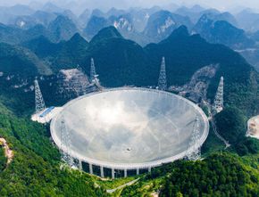 China Persilakan Para Ilmuwan Dunia Pakai Teleskop Raksasa Mereka, Termasuk untuk Cari Alien