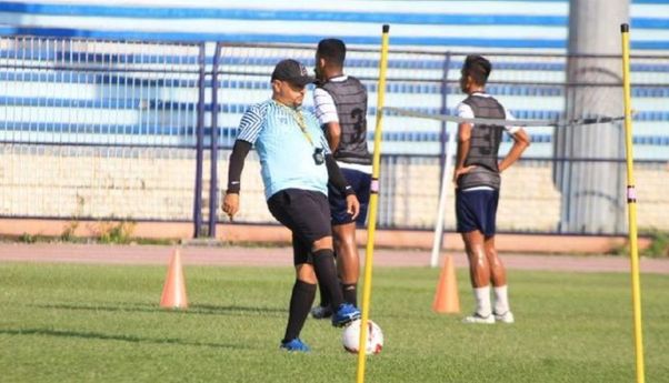 Asisten Pelatih, Fabio Oliveira Mengundurkan Diri dari Persela Lamongan