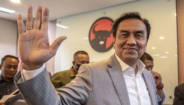 PDIP Pecat Effendi Simbolon, karena Dukung Ridwan Kamil-Suswono?