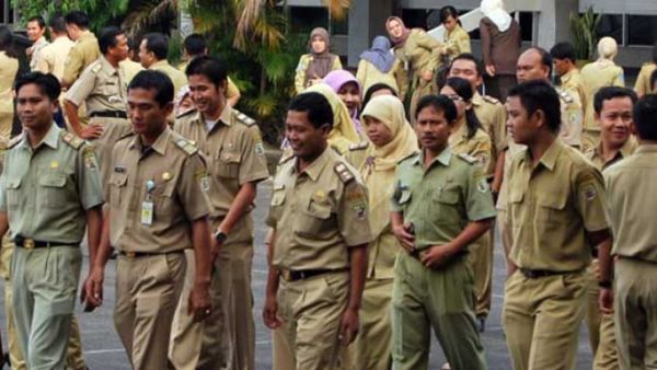 Jokowi Tambah Tunjangan PNS Dari Dana APBN-APBD