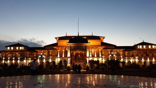 Menjelajahi Kemegahan Istana Maimun di Sukaraja, Kota Medan