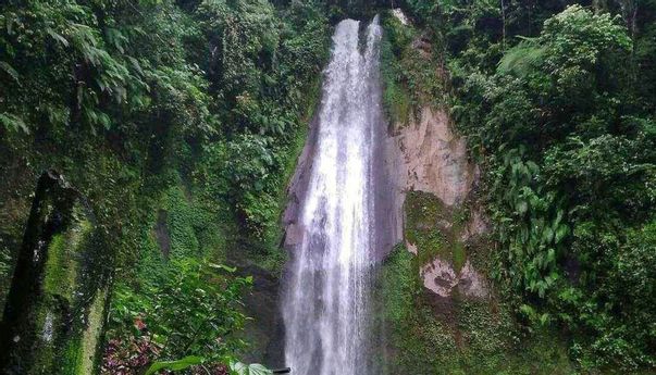 Mengintip Keasrian Air Terjun Sisoma di Marancar Godang, Tapanuli Selatan