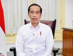 Jokowi Curhat: Bapak Ibu yang Bilang “Lanjutkan”, Saya yang Didemo