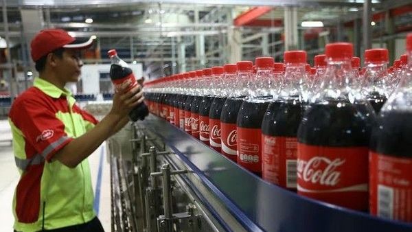 Mengejutkan! 2.200 Karyawan Coca-Cola Akan Di-PHK