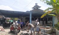 Menyambut Ramadhan Warga Dusun Druwo Melakukan Gotong-Royong di Masjid