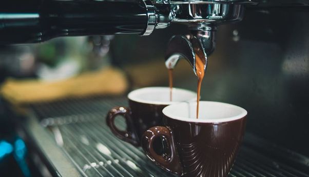 Waktu Tepat Minum Kopi agar Manfaat Kesehatan Maksimal, Pagi Hari?