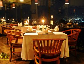4 Tempat Makan Malam di Bandung yang Romantis