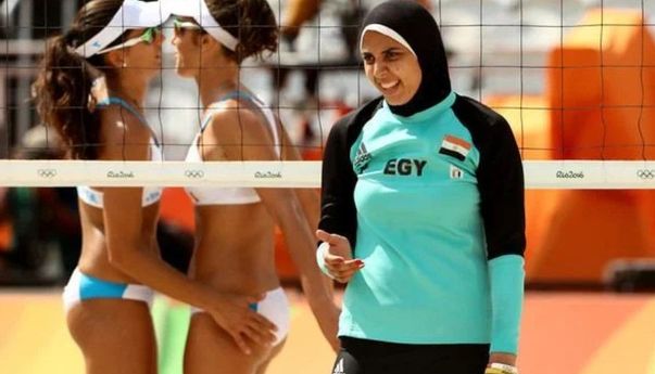 Tidak Berbikini, Atlet Voli Pantai Berhijab Ini Ternyata Pernah Viral dan Jadi Sorotan Haters