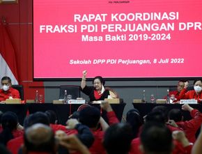 Tegas! Megawati Peringatkan Kader PDIP di DPR untuk Turun ke Bawah: Bukan Politik Elite