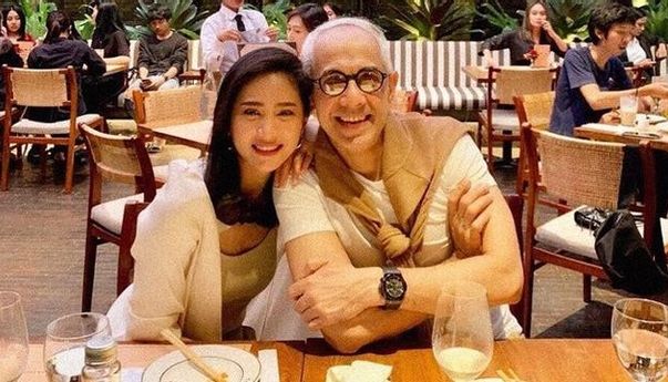 Singgung Pernikahan Seumur Jagung, ini Kata Bunga Zainal