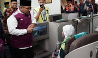 Menag Yaqut Lepas Keberangkatan Kloter Pertama Jemaah Haji, Pesan Luruskan Niat dan Jaga Kesehatan