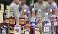 Polisi Bongkar Penyelundupan Miras Berkedok Warung Kelontong di Sleman