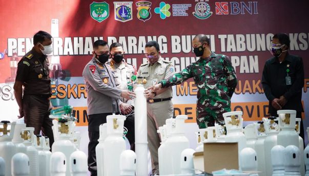 Pesan Anies Baswedan: Jangan Jadi Penjahat Kemanusiaan Saat Perang dengan Covid-19