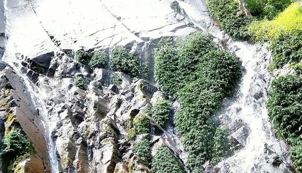 Air Terjun Siboruon, Cermin Raksasa dari Toba Samosir