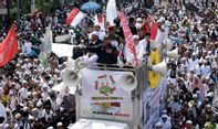 Berikut Ini Kendaraan Demonstrasi ala FPI dan Habib Rizieq