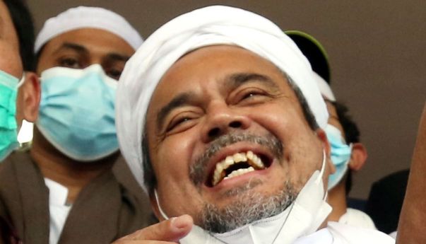 Panas! Gara-gara Habib Rizieq, Ridwan Kamil dan Mahfud MD Adu Mulut