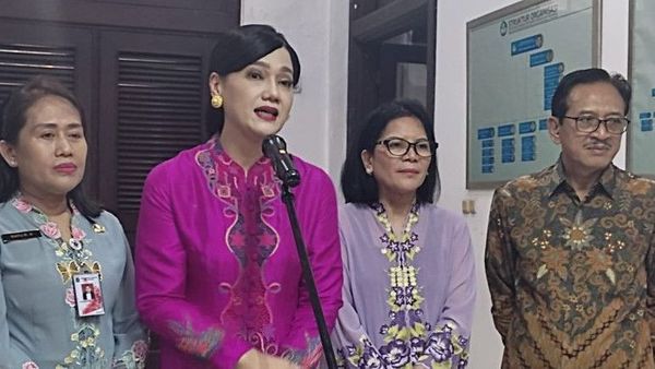 OJK Ungkap Sebagian Besar Pinjol Ilegal Gunakan Server Luar Negeri