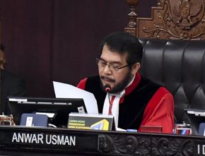 Anwar Usman Terpilih Lagi Jadi Ketua MK, Komisi III DPR Fraksi PKS: Saya Punya Firasat Faktor Istana Mempengaruhi
