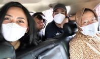 Aksi Rachel Vennya Rela Ngemper di Pesawat ketika Antar Bantuan Langsung ke NTT