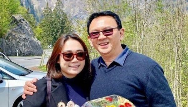 Istri Ahok Hamil Anak Pertama, Fotonya Beredar di Sosial Media