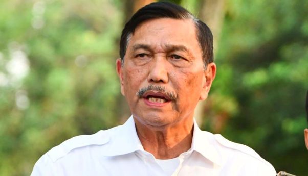 Luhut Binsar Pandjaitan Diminta Mundur dari Jabatan oleh Netizen, Iwan Sumule: “Saya Tidak Percaya Luhut Bersih”