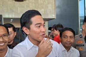 Jubir Sebut Kaesang Pulang dari AS ke Indonesia Naik Pesawat Komersil