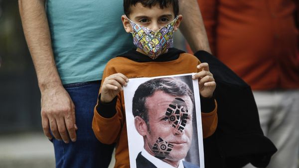 Hina Islam, Berikut Fakta Mengejutkan Presiden Prancis Emmanuel Macron