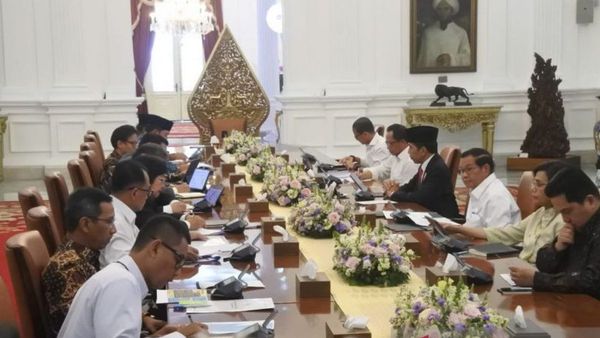 Presiden Jokowi Sebut Sistem Kerja Hibrida Bisa Jadi Solusi Kurangi Polusi Udara Jabodetabek