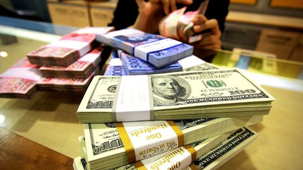 Pagi Ini Nilai Tukar Dolar Amerika Berhasil Sentuh Rp13.000-an