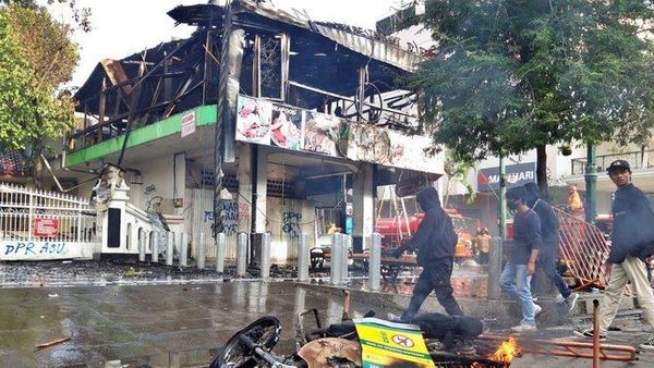 Berita Jogja: Kasus Terbakarnya Legian Garden Restaurant Berlanjut, Polisi Lakukan Olah TKP