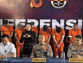 Penggerebekan Tempat Judi Kasino di Bandung, 44 Orang Ditetapkan Tersangka