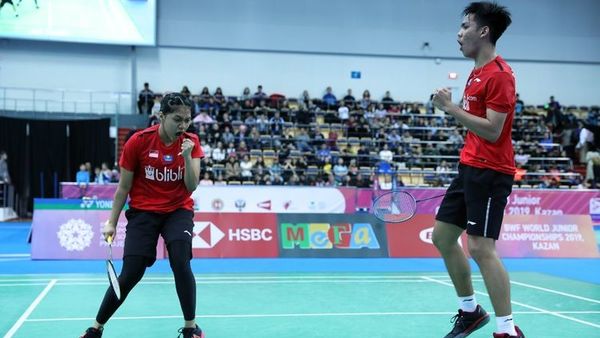 Tim Beregu Campuran Indonesia Juara Kejuaraan Dunia Badminton Junior 2019