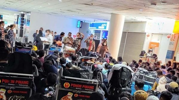 211 Calon Pekerja Judi Online Ditahan di Bandara Internasional Kualanamu, Tujuannya Ingin Pergi ke Kamboja