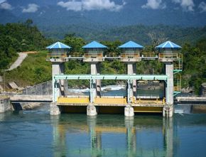 PLTA Kayan Hydro Energy Menuai Pujian Hashim Ketika Resmikan Pabrik Timah Batam