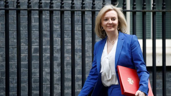 Rombak Jajaran Menteri Senior, PM Inggris Boris Johnson Percayakan Kursi Menteri Luar Negeri Kepada Wanita