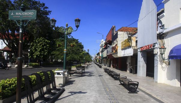 Terbukti! Demo UU Ciptaker yang Berakhir Ricuh, Membuat Pengunjung Malioboro Turun