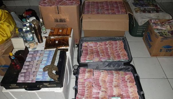 Deretan Kasus Dukun Pengganda Uang, Mulai dari Dimas Kanjeng hingga Mbah Slamet