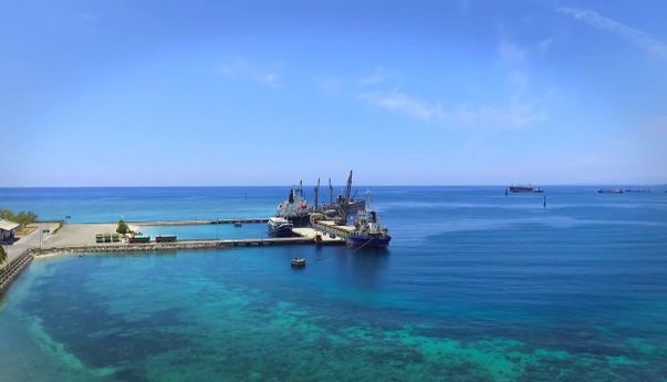 Pesona Tersembunyi di Pantai Celukan Bawang Bali