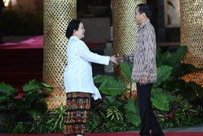 Momen Puan Maharani Berbincang Hangat dengan Jokowi sebelum Gala Dinner WWF ke-10 di Bali