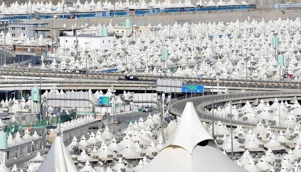 Persiapan Arab Saudi Sambut Jemaah Haji 2025: Perlebar Trotoar hingga Tanam 10 Ribu Pohon