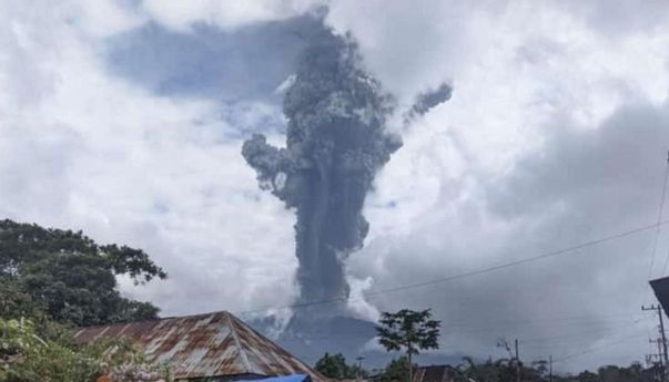 2 Mahasiswa UNP Pendaki Gunung Marapi Masih Belum Ditemukan