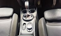Inilah Fungsi Penting Tombol Release di Tuas Transmisi Mobil Matik