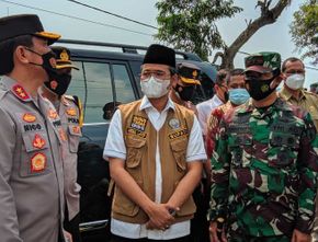 Gubernur Jatim Khofifah Pasrahkan Bupati Bangkalan Abdul Latif Amin ke KPK