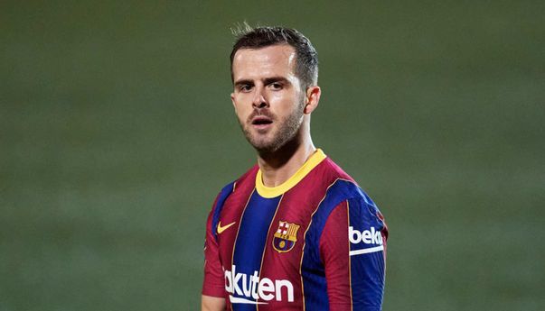 Miralem Pjanic Sebut Barcelona Membutuhkan Pelatih yang Lebih Bagus Dari Ronald Koeman